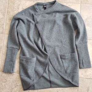 Mountain hardwear cardigan